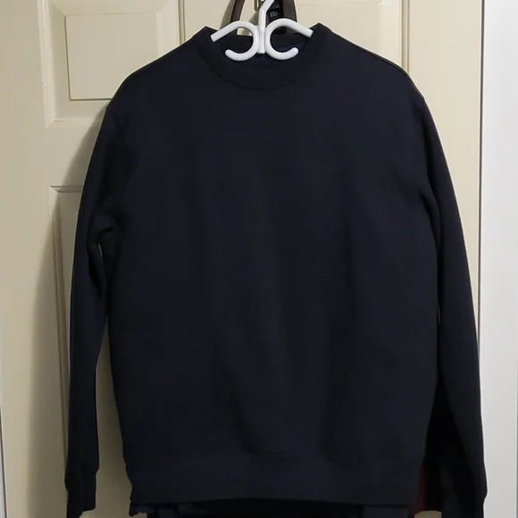 Sweatshirt - Picture 4 of 4